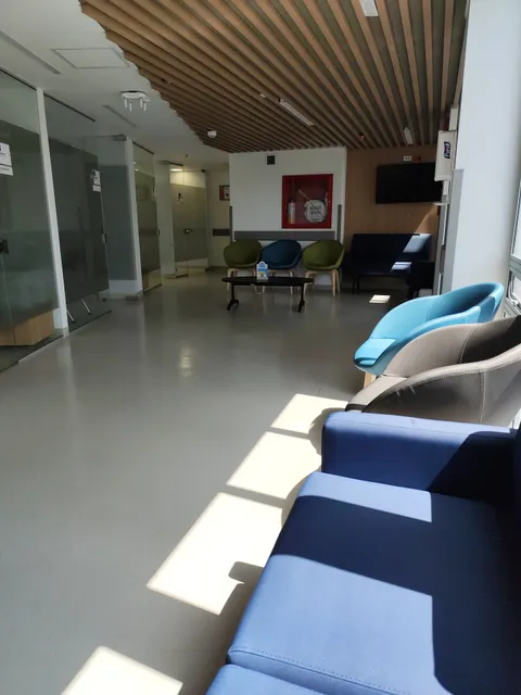 Fundación Santa Fe De Bogotá - Instituto De Cáncer - Oficial