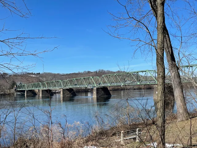 Delaware and Raritan Canal State Park Trail