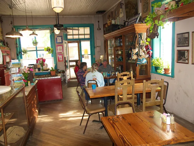 Hillsboro General Store Cafe