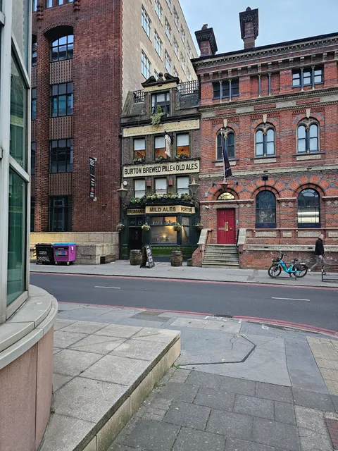 Cambric by Aeria Apartments