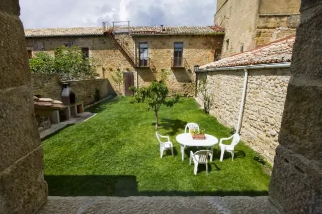 Casa Rural La Sacristana