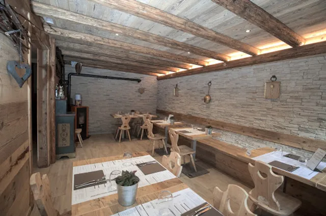 Ristorante con Pizzeria Edelweiss