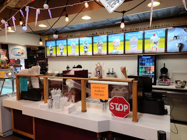 Williamsburg General Store Ice Cream Shack