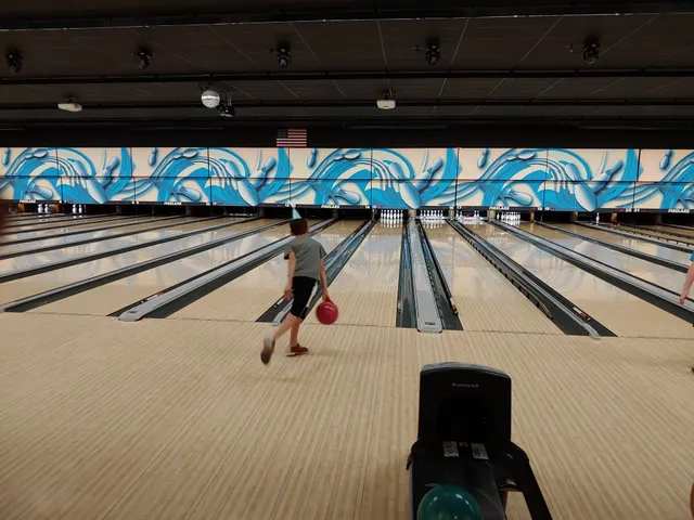 FireLake Bowling Center