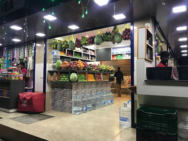 Carnival Juice and snacks