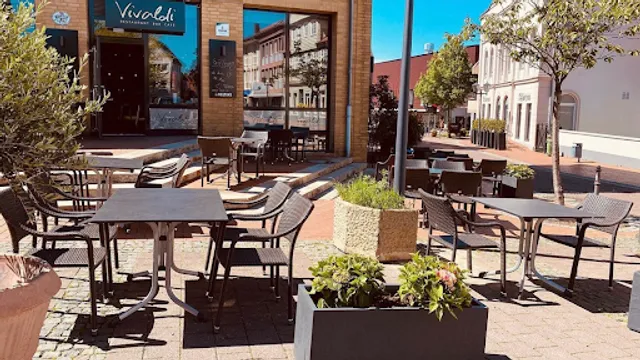 Vivaldi Restaurant Bar Cafe