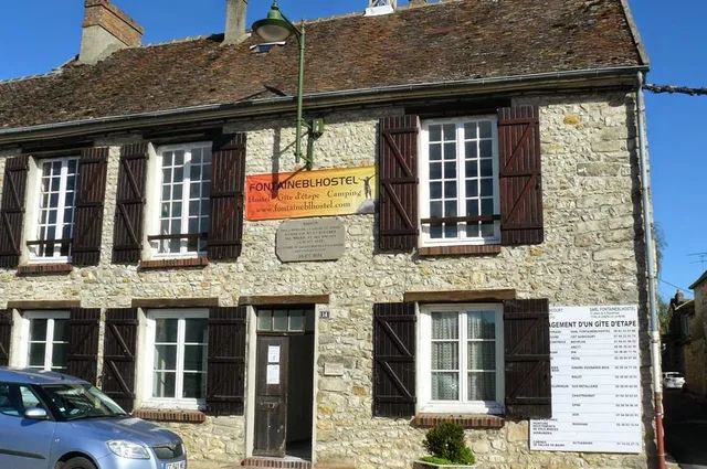 Fontaineblhostel Hostel & Camping (near Fontainebleau)