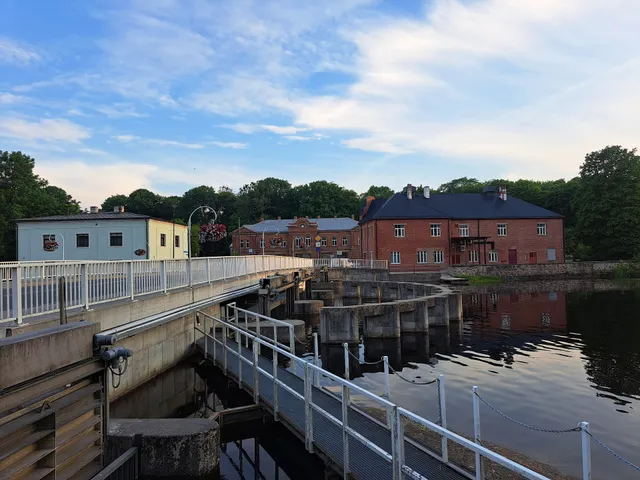 Rival Cafe and Guesthouse - niello Ltd.