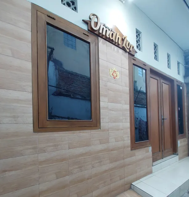 Omah Lor Homestay, ꧋ꦎꦩꦃꦭꦺꦴꦂꦲꦺꦴꦩꦺꦱ꧀ꦠꦪ꧀