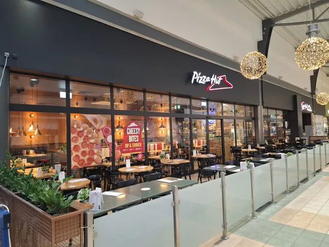 Pizza Hut Poznań M1
