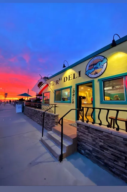 Pier St. Deli