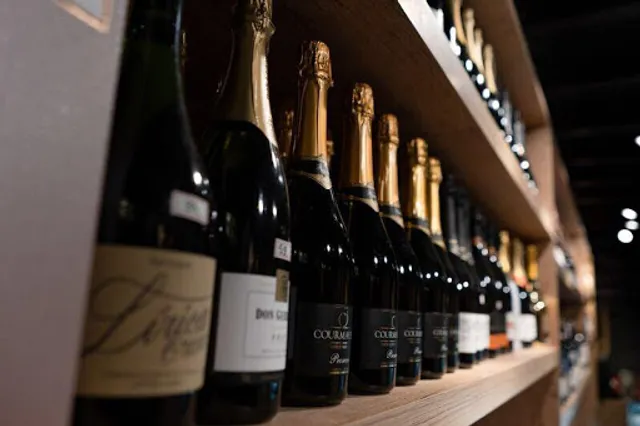 Cavi Empório e Bistrô