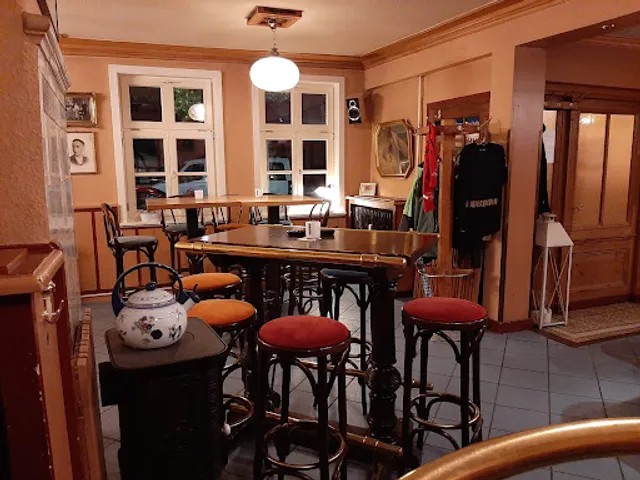 Bar Kneipe Lindenkrug