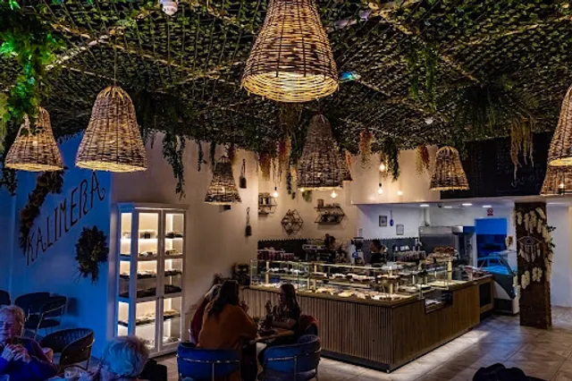 Amalis Caffé Bakery (Greek Taste)