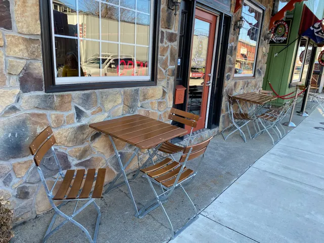 The Naked Olive Lounge