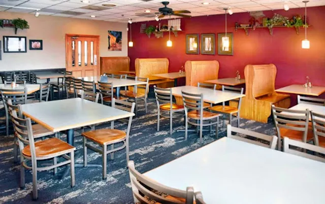 Beggars Pizza - Oak Forest