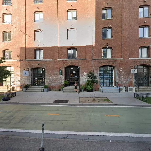 AirportLostandFound.com