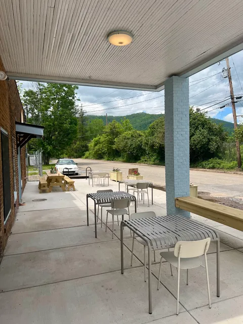 Short Sleeves Coffee