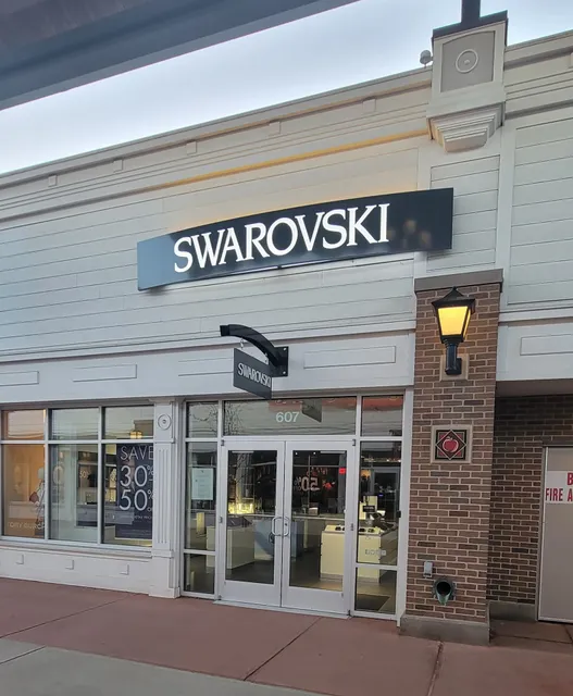Swarovski Merrimack Premium Outlets