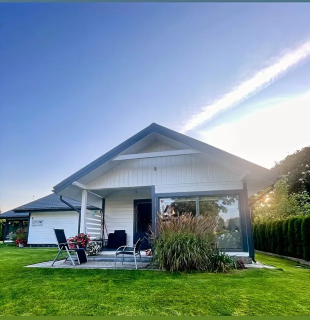 Houses by the sea Balfala