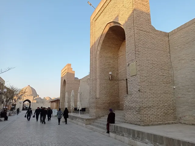 Tim Abdulla Khan Trading Dome