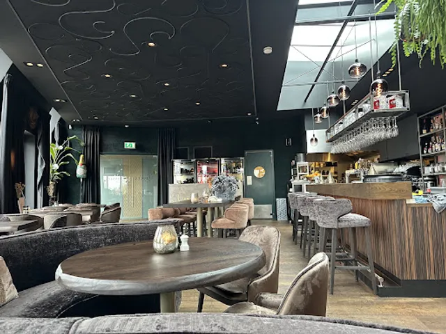 VINN Restaurant & Bar