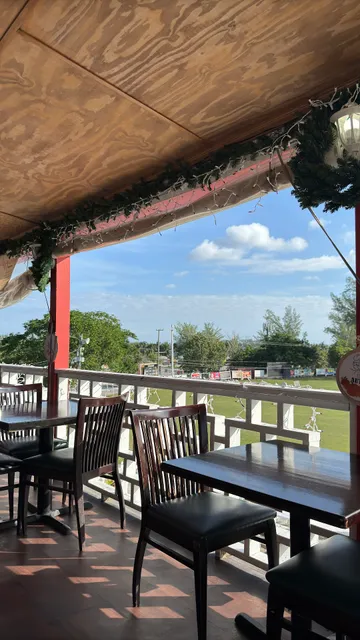 Cricket Club Restaurant & Pub