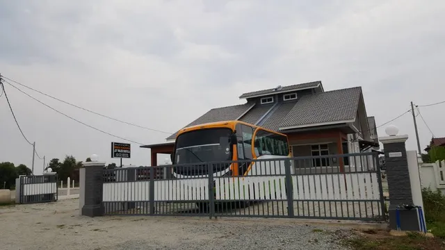 HOMESTAY JF WADI SOFEA GONG BADAK KUALA TERENGGANU