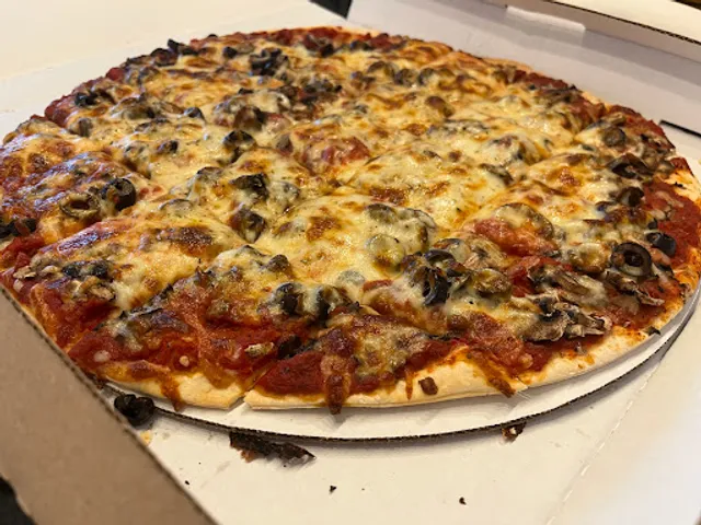 L & F Pizza