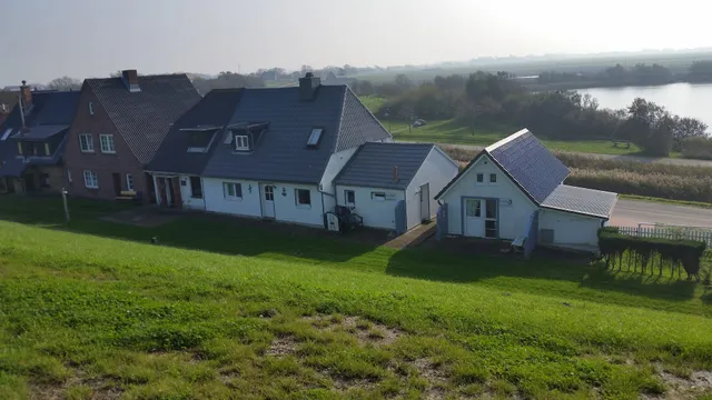 HOUSE ISLAND NORTH BEACH