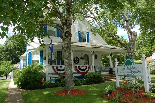 Atlantic Birches Inn