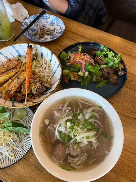 Le Colonial Restaurant and Bar