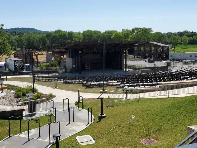 The Lodge at Log Still