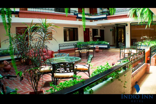 HOTEL INDIO INN