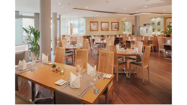 Mövenpick Restaurant and Winter Garden