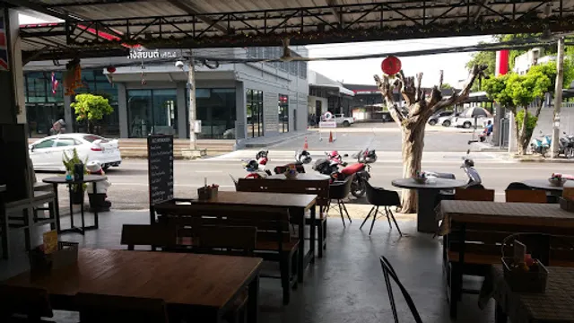 London Steak Buriram (Branch 1)