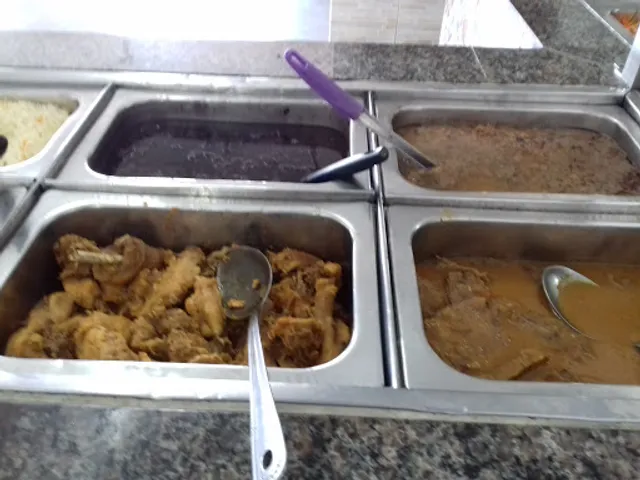 Louro Restaurante & Service