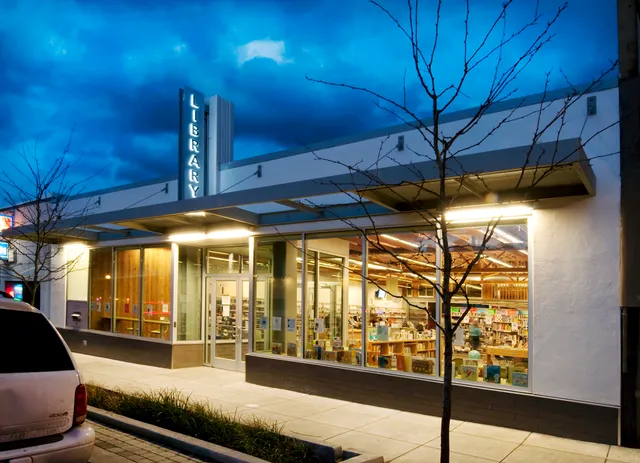 Multnomah County Library - Kenton
