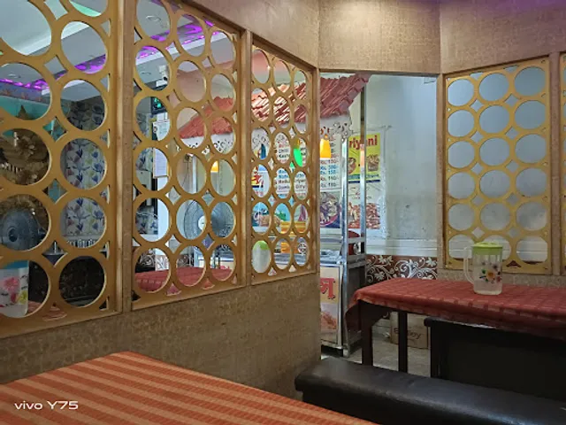 Swapaner Hotel And Restaurant