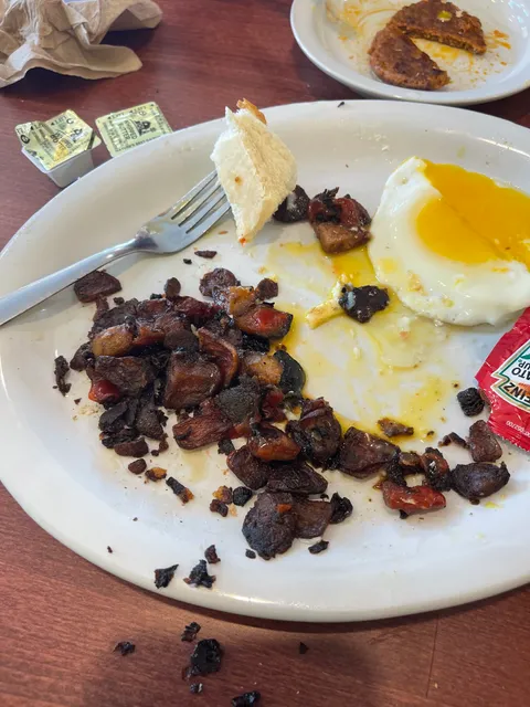 Quinsigamond Village Bakery and Cafe