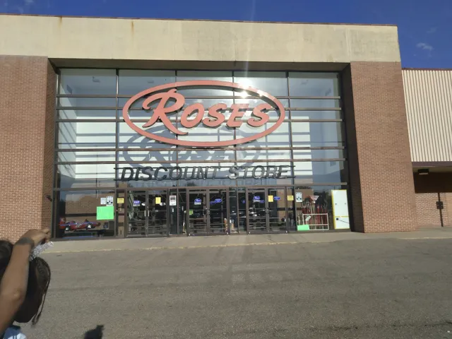 Roses Discount Store