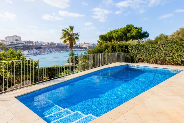 FLOR Villa Marina - Puerto Mahón