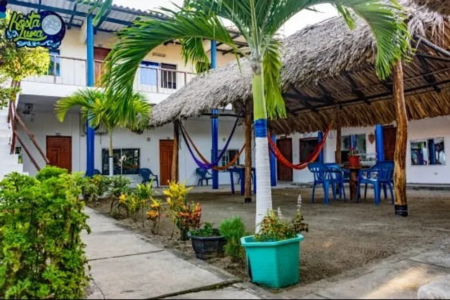hospedaje y restaurante kosta luna