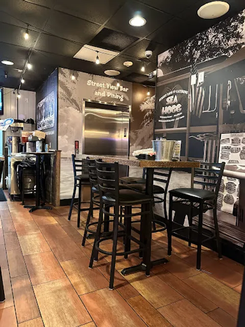 Tiki Jac's Street Eats & Brews