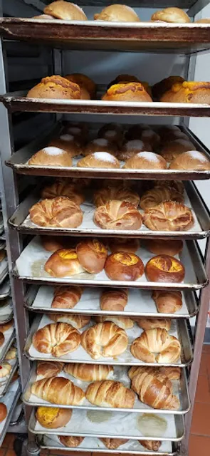 El Rinconcito Restaurant & Bakery LLC