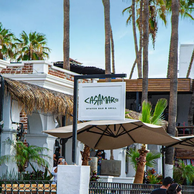 Casamarte Oyster Bar & Grill