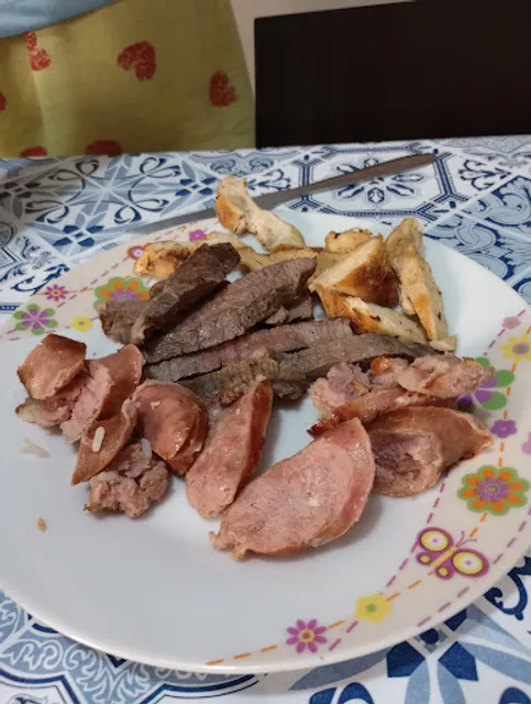 Miau Espetinhos: Espetinho, Churrasco, Lanches, Delivery em Monte Mor SP