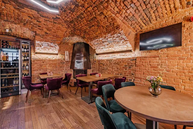 Garland Steak Shop & Show