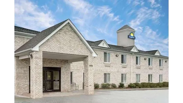 Days Inn by Wyndham Greensboro NC