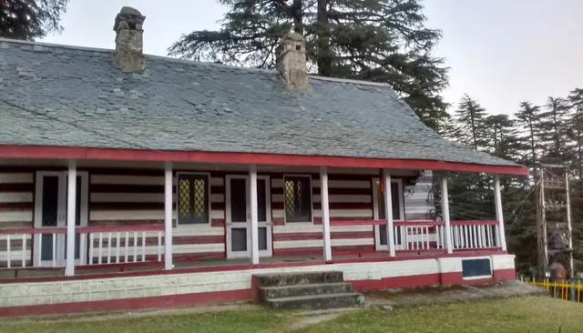 Hotel Devdar Khajjiar